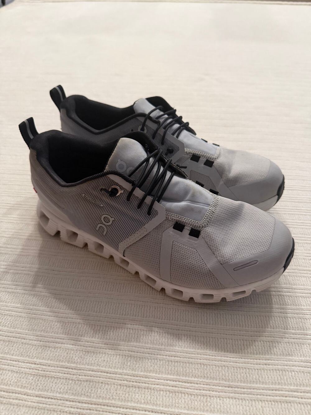 On Cloud 5 Waterproof Desert Lunar Grey Running Shoes Sneakers Women's US Size 8